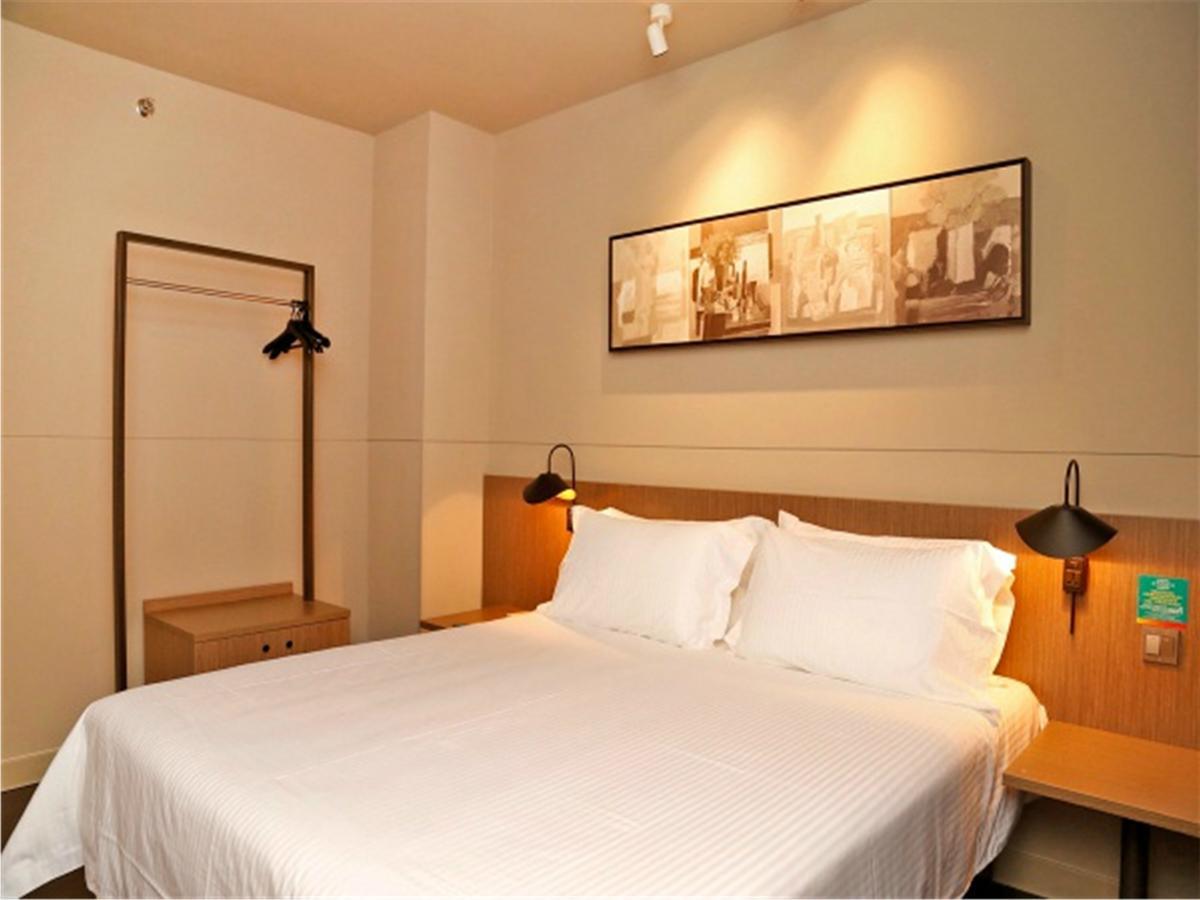 Jinjiang Inn Selected Shenzhen Huanggang Port Huangcheng Plaza Екстериор снимка