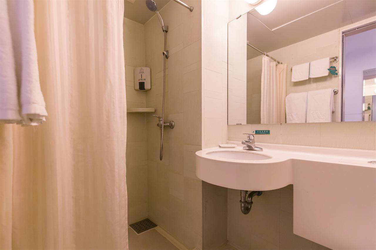 Jinjiang Inn Selected Shenzhen Huanggang Port Huangcheng Plaza Екстериор снимка